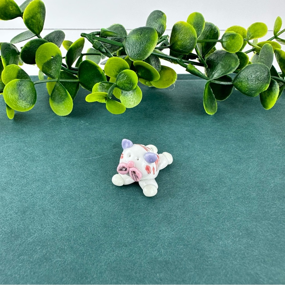 Vintage Mini Cat Figurine Laying Down